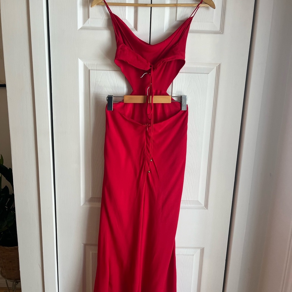 Red Backless Cowl Neck Dress w/ Side Slits - Picture 4 of 10